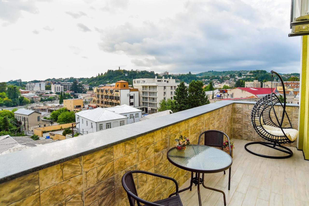 Valkhida'S Apartment คูทายสิ ภายนอก รูปภาพ