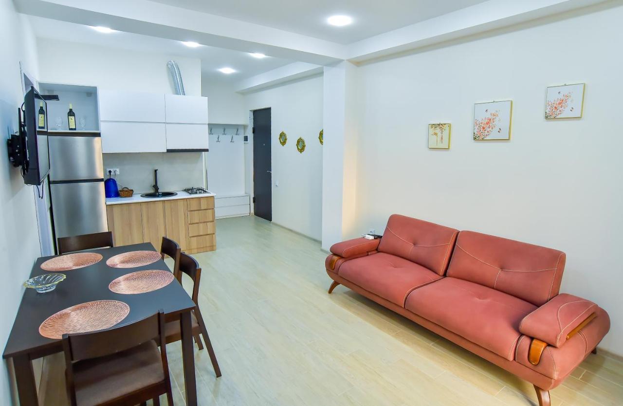 Valkhida'S Apartment คูทายสิ ภายนอก รูปภาพ