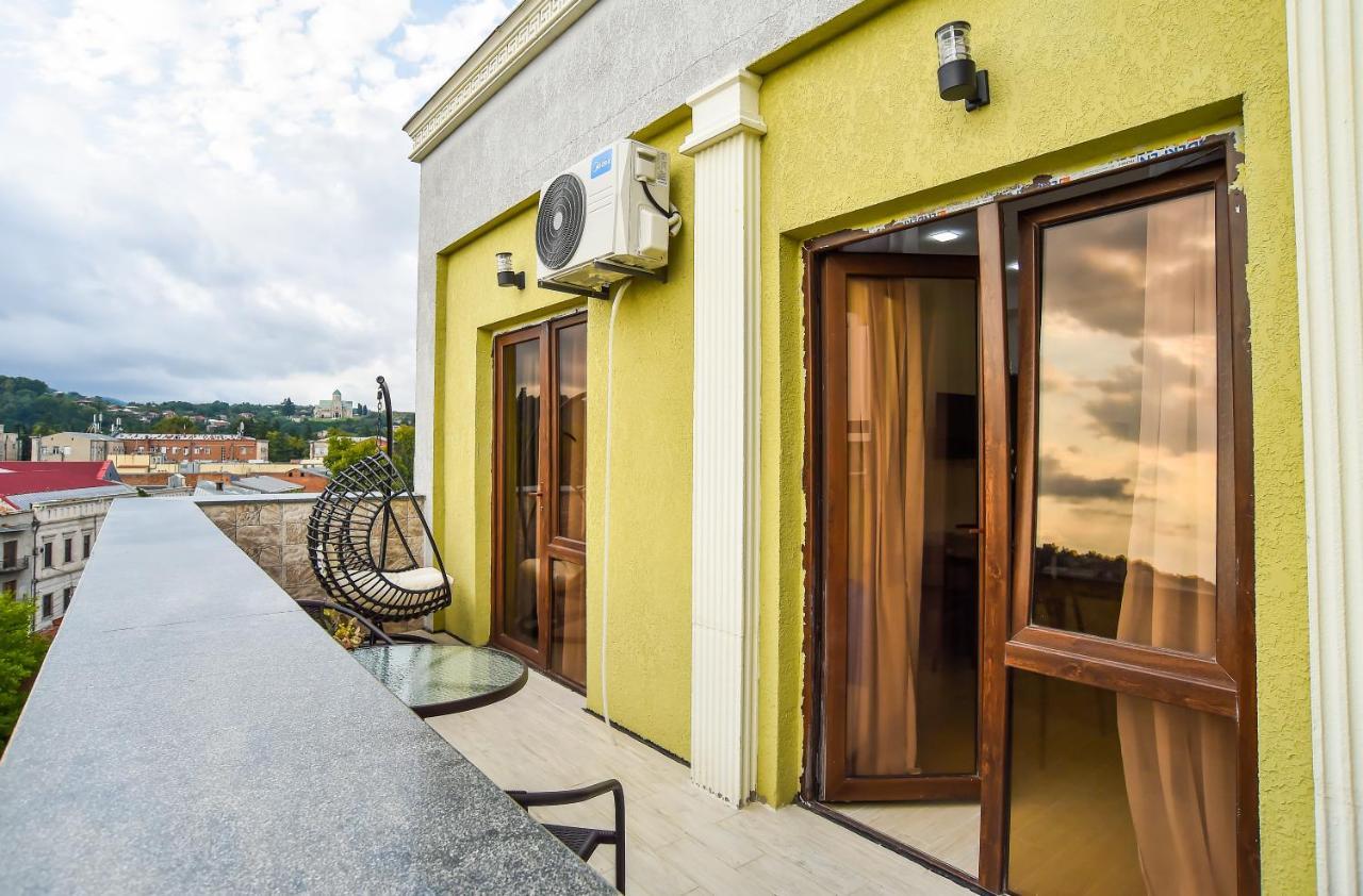 Valkhida'S Apartment คูทายสิ ภายนอก รูปภาพ